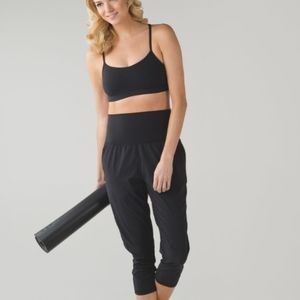 Lululemon Tranquil Crop

Black


8